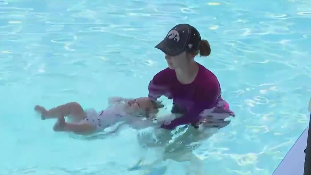 Infant swim rescue lessons